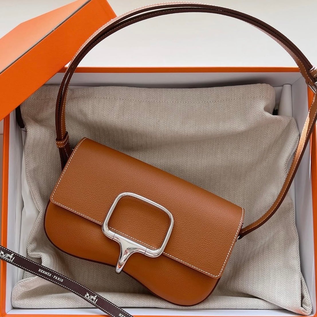 Hermès Della Cavalleria Guide