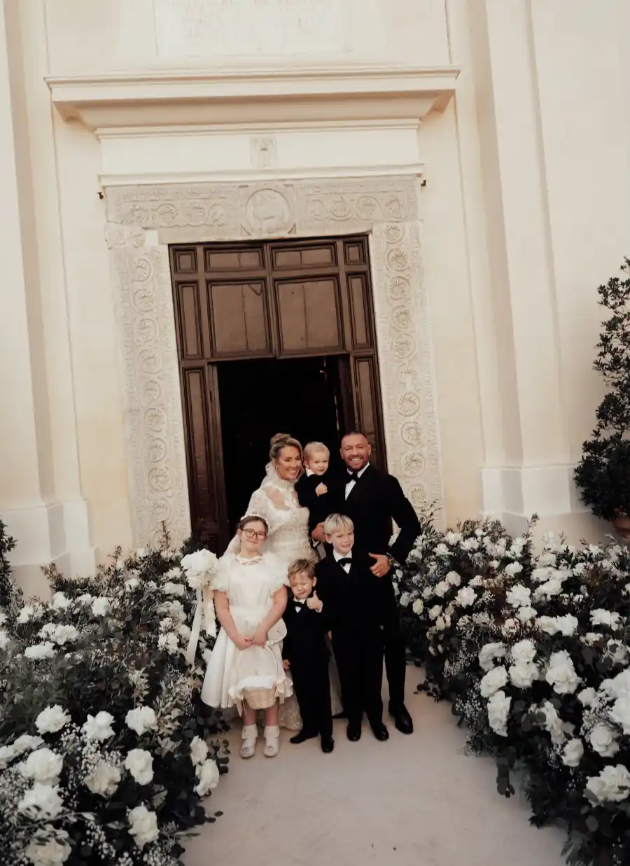 Inside Conor McGregor and Dee Devlins Millions of Euros Wedding See Pics WEDDING DAY 12_12_25 3 12 of 108