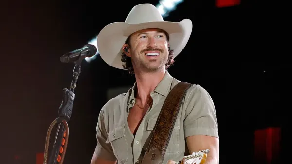 Is Country Singer Riley Green Single What We Know About His Love Life Rumored Romances