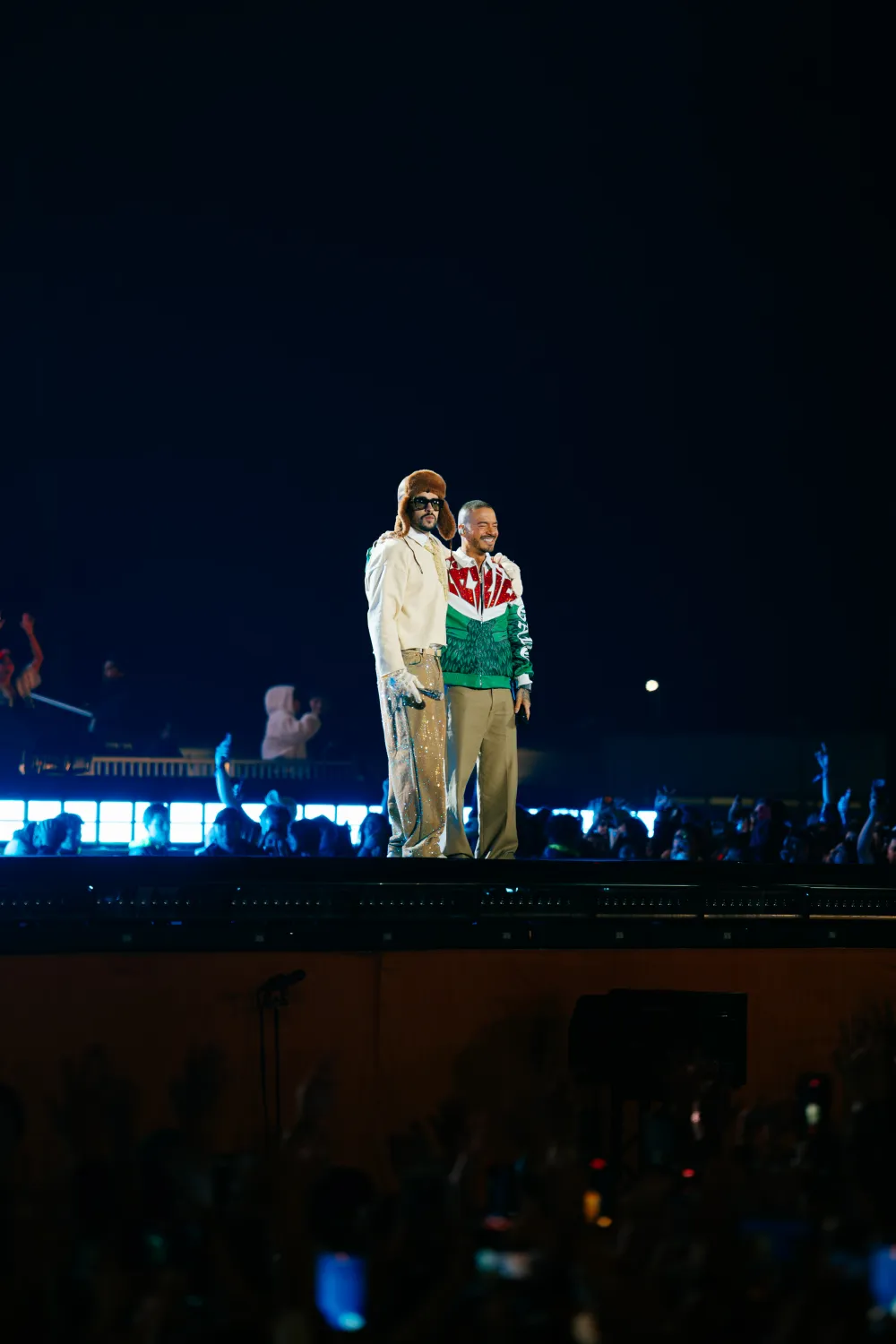 J Balvin y Bad Bunny sellan su reconciliaci&oacute;n en Ciudad de M&eacute;xico.