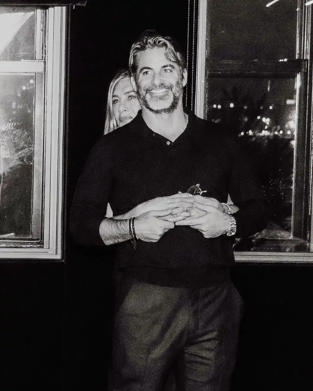 Jennifer Aniston Issue 2 Cover Story