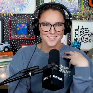 Kylie Kelce Defends Decision to Stop Breast-Feeding Her Daughters