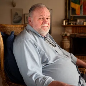 Meghan Markle s Dad Thomas Markle in Intensive Care After Surgery