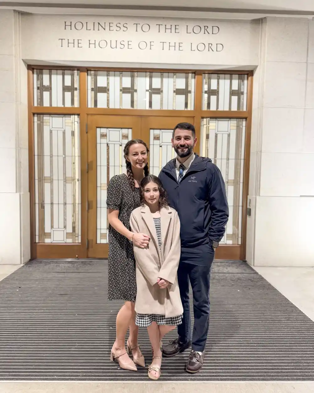 Melissa-Mae-Carlton-With-Lily-472328568_18076378324625252_6737625787073473379_n