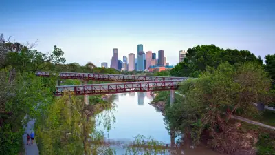 Officials Deny Serial Killer Active in Houston After 3 More Bodies Fished from River