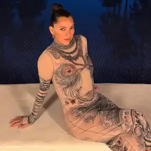 Sara Maldonado en un vestido de Jean Paul Gaultier