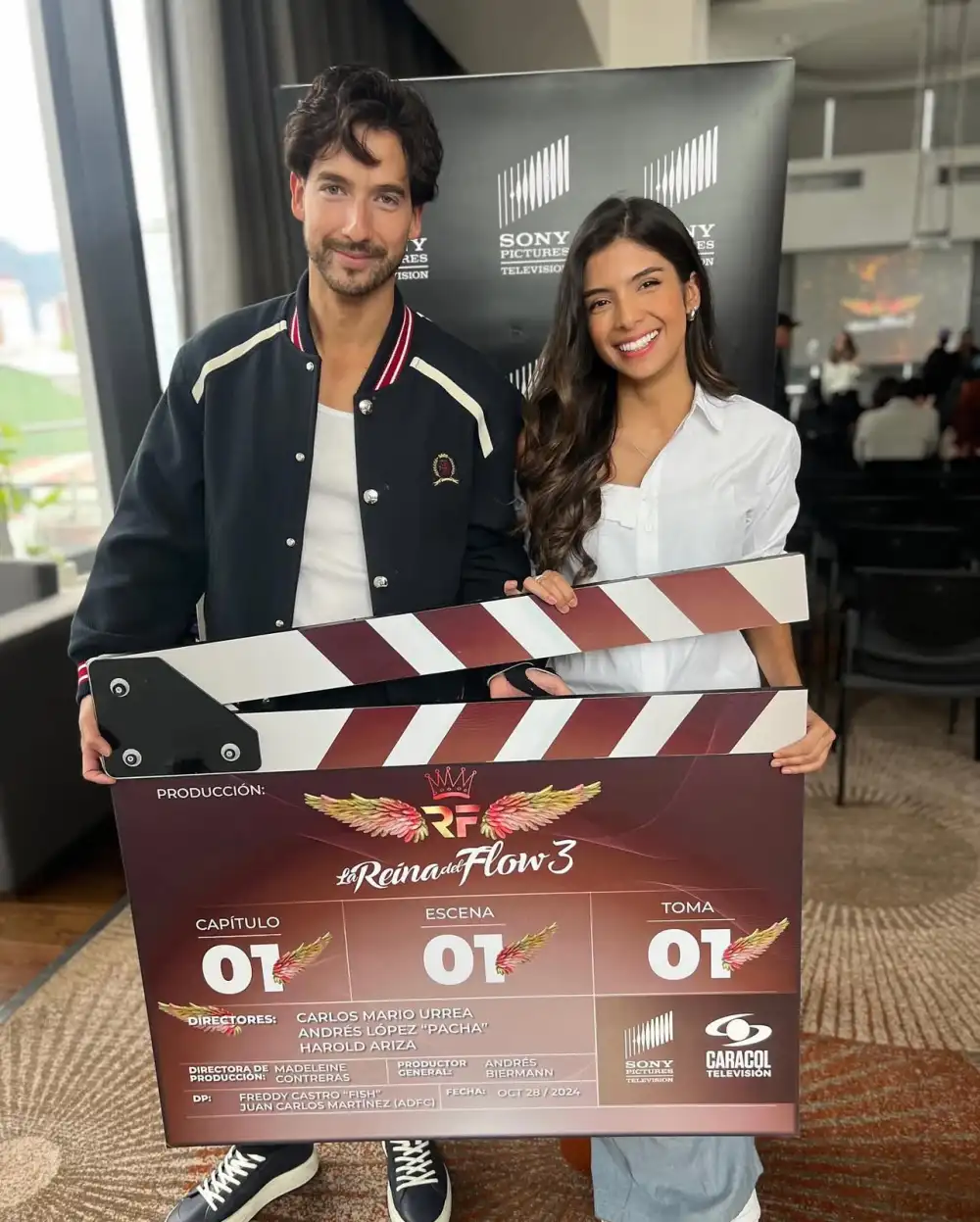 Carlos Torres y Alisson Joan en los preparativos de La Reina del Flow 3