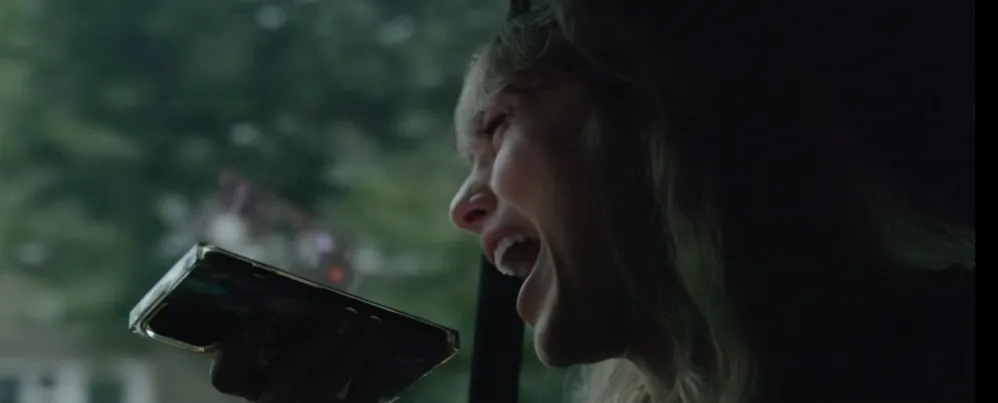 Taylor-Swift-Disney-Screenshot