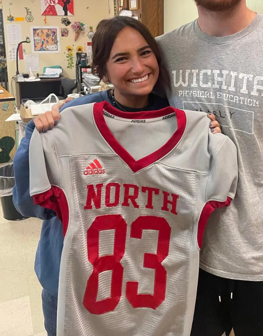 Teacher has sex in Jeep with one of her students