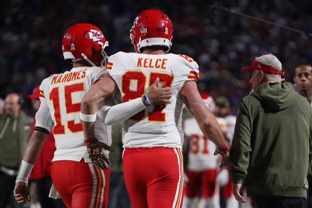 Travis Kelce Addresses Not Speaking to the Media After Chiefs Were Eliminated From Playoffs Mahomes