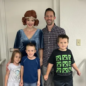 Utah Mother Worried About Impending End Times Flees to Europe With 4 Kids