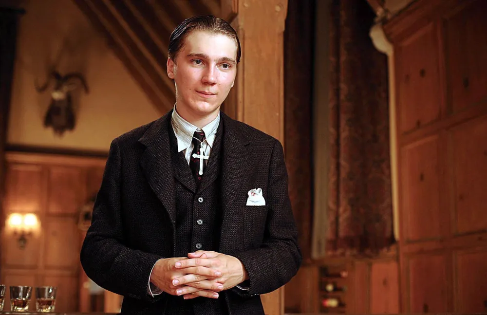 What Does Weak Sauce Mean Quentin Tarrantino Shades Paul Dano and Fans Are Confused