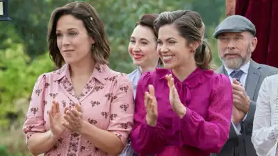 When Calls the Heart Dating History PROMO