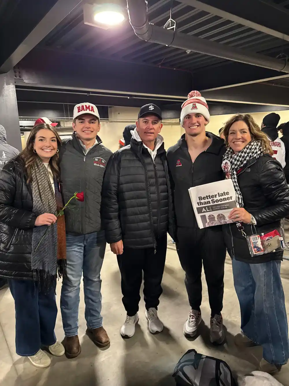 Who Is Ty Simpson 5 Things to Know About the University of Alabama Quarterback G8mEq_3WYAA M36