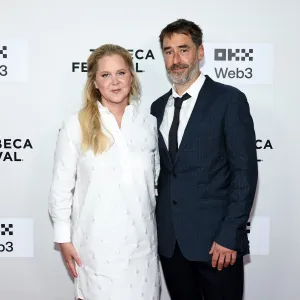 Amy Schumer and Chris Fischer