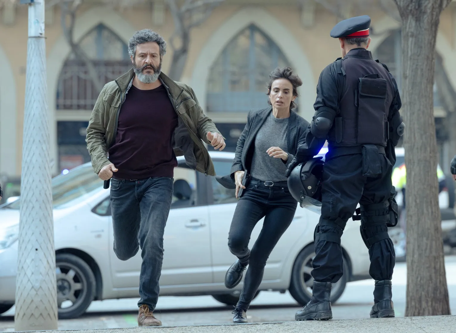 Isak Férriz and Verónica Echegui in City of Shadows