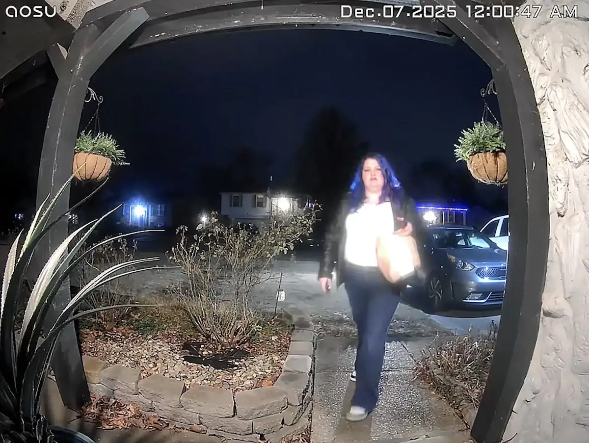 DoorDash Driver Claims She Pepper Sprayed Food in Attempt to Kill Spider Before Her Arrest