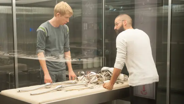 Domhnall Gleeson and Oscar Isaac in Ex Machina
