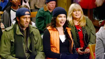 Scott Patterson, Lauren Graham and Sally Struthers in Gilmore Girls