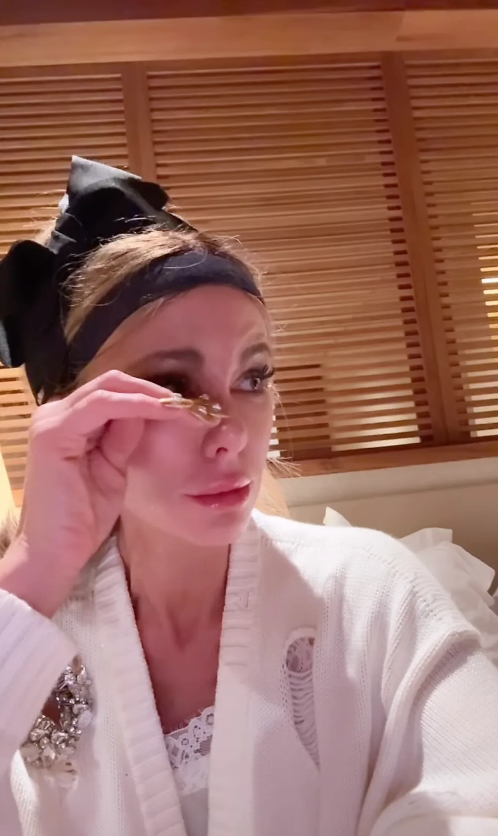 Kate Beckinsale Breaks Down in Tears Over &lsquo;Cruel&rsquo; Body-Shaming Amid Grief