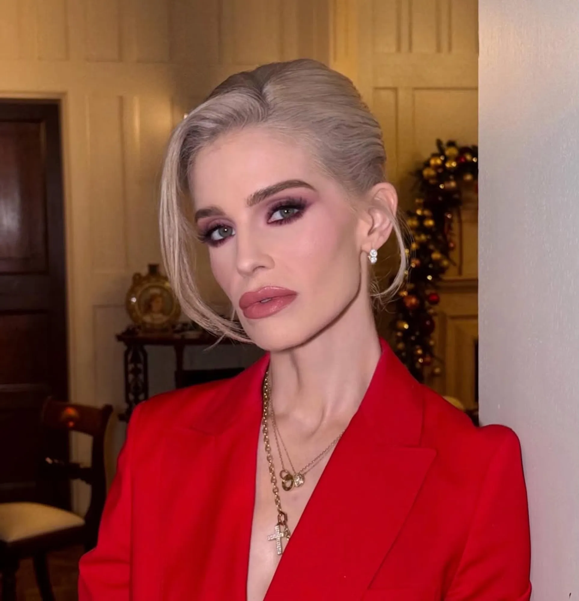 Kelly Osbourne Shuts Down ‘Disgusting’ Comments on Her Appearance: ‘What Do You Expect Me To Look Like?’