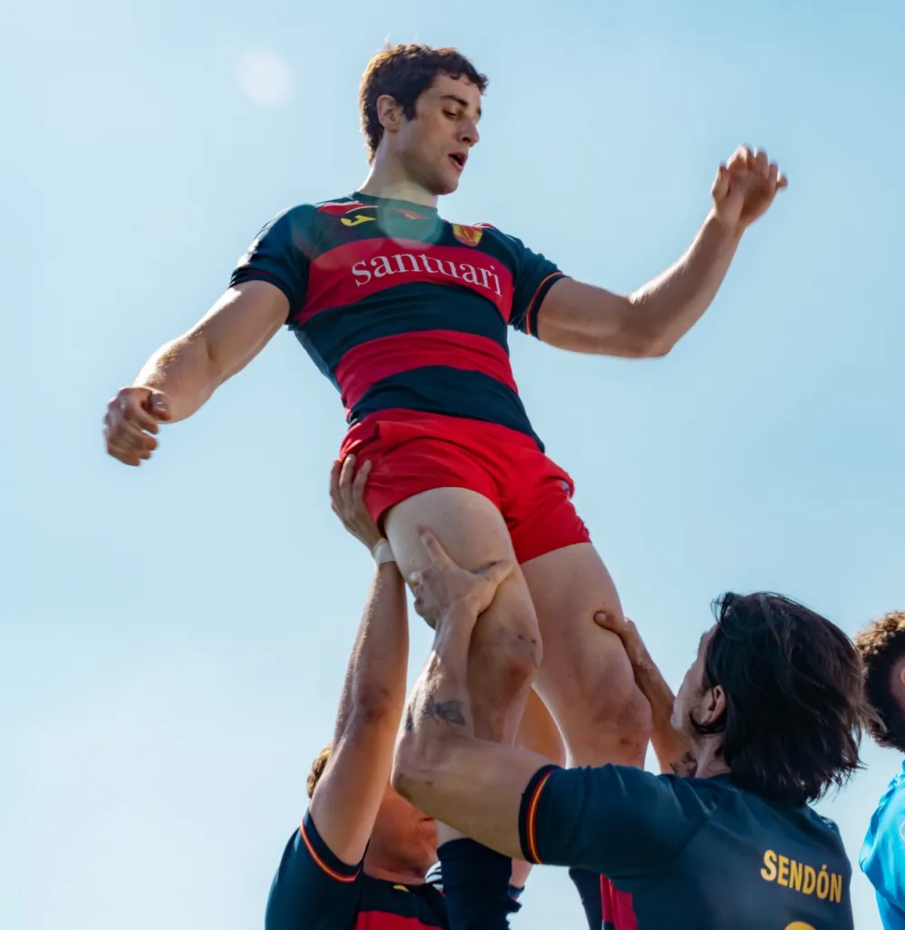 Agustin Della Corte as Roque P&eacute;rez in Olympo