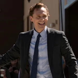 Annalise Basso and Tom Hiddleston in The Life of Chuck