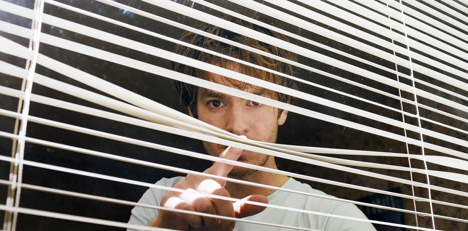 Andrew Garfield in Under the Silver Lake