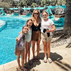 Influencer Emma Williams Is ‘Crying’ Over Moving Family From Bali to Australia Because Daughters ‘Need Friends’