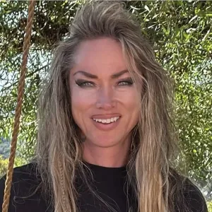 Equestrian Who Hired Hitman to Kill Husband Dies by Suicide After Prison Release