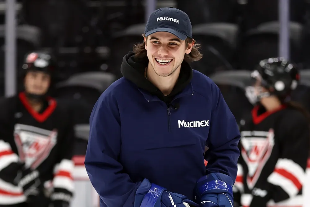 Professional hockey player Jack Hughes teamed up with Mucinex to host a youth hockey clinic as part of the Mucinex Kickstart to Greatness Program. As part of the program, Mucinex donated $20,000 to the USA Hockey Foundation to help youth hockey leagues thrive nationwide.