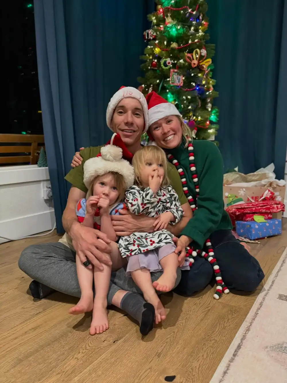 Who Is Alex Honnold Meet the Daring Climber on Netflixs Skyscraper Live