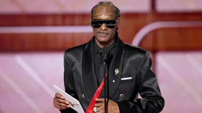 What Did Snoop Dogg Say at the Golden Globes?