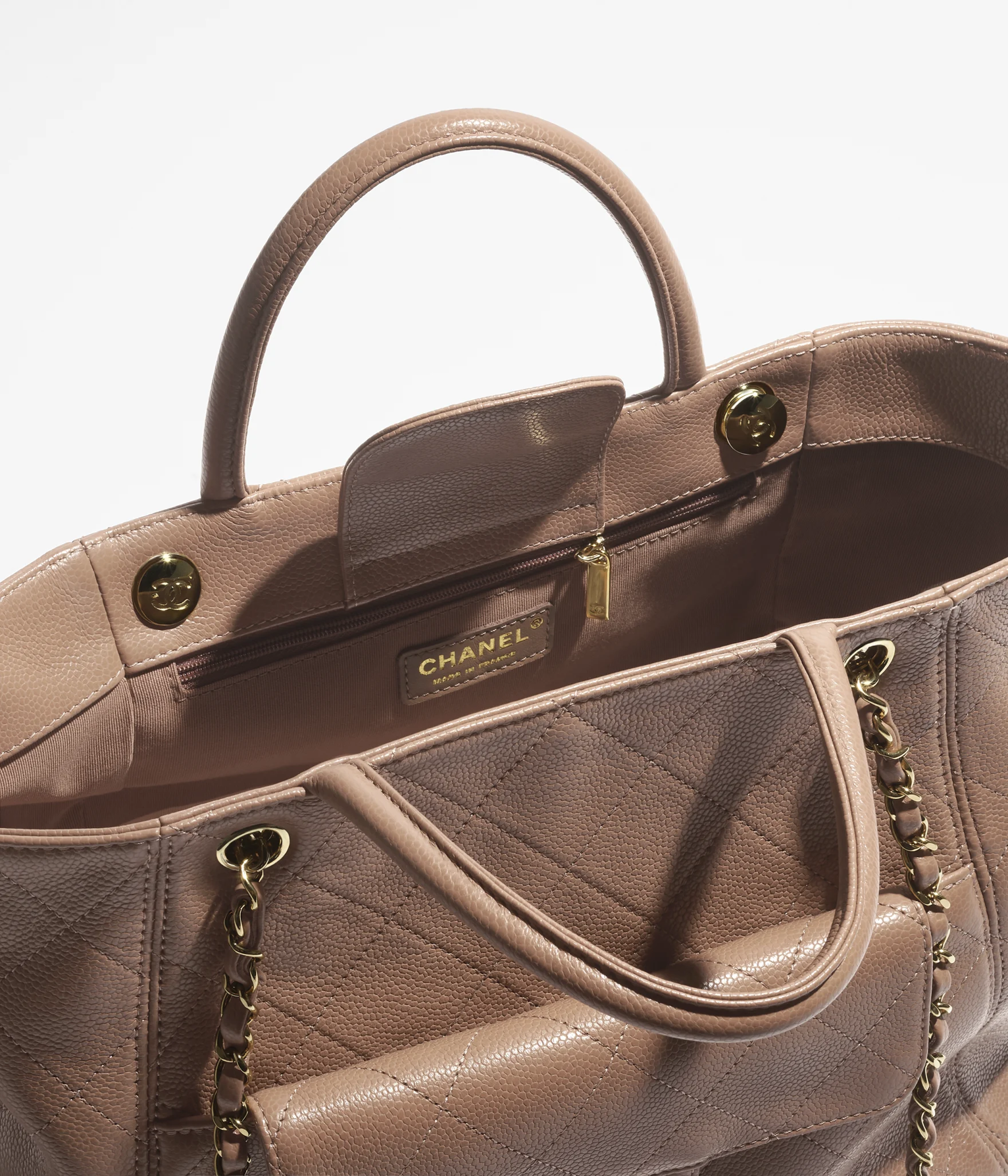 Chanel Spring-Summer 2026 Pre-Collection Bags (26P)