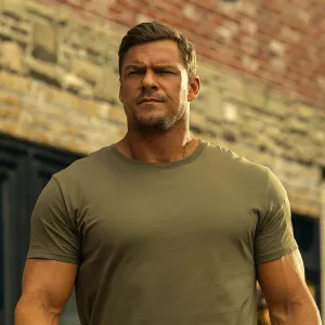 Alan Ritchson Reacher Season 3