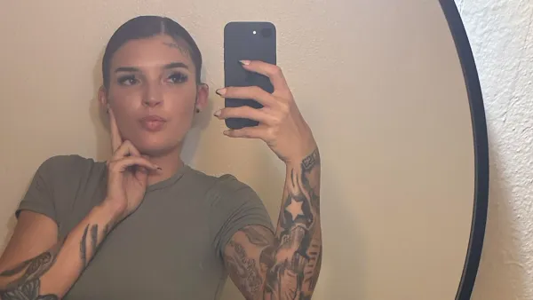 Alicia Machnik Man Told Cops Girlfriend Asked Him to Shoot Her in Forehead