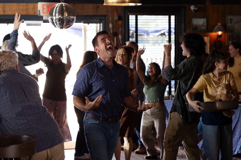 Best Medicine's Josh Segarra Teases Mark's 'Hot Guy Summer' Era