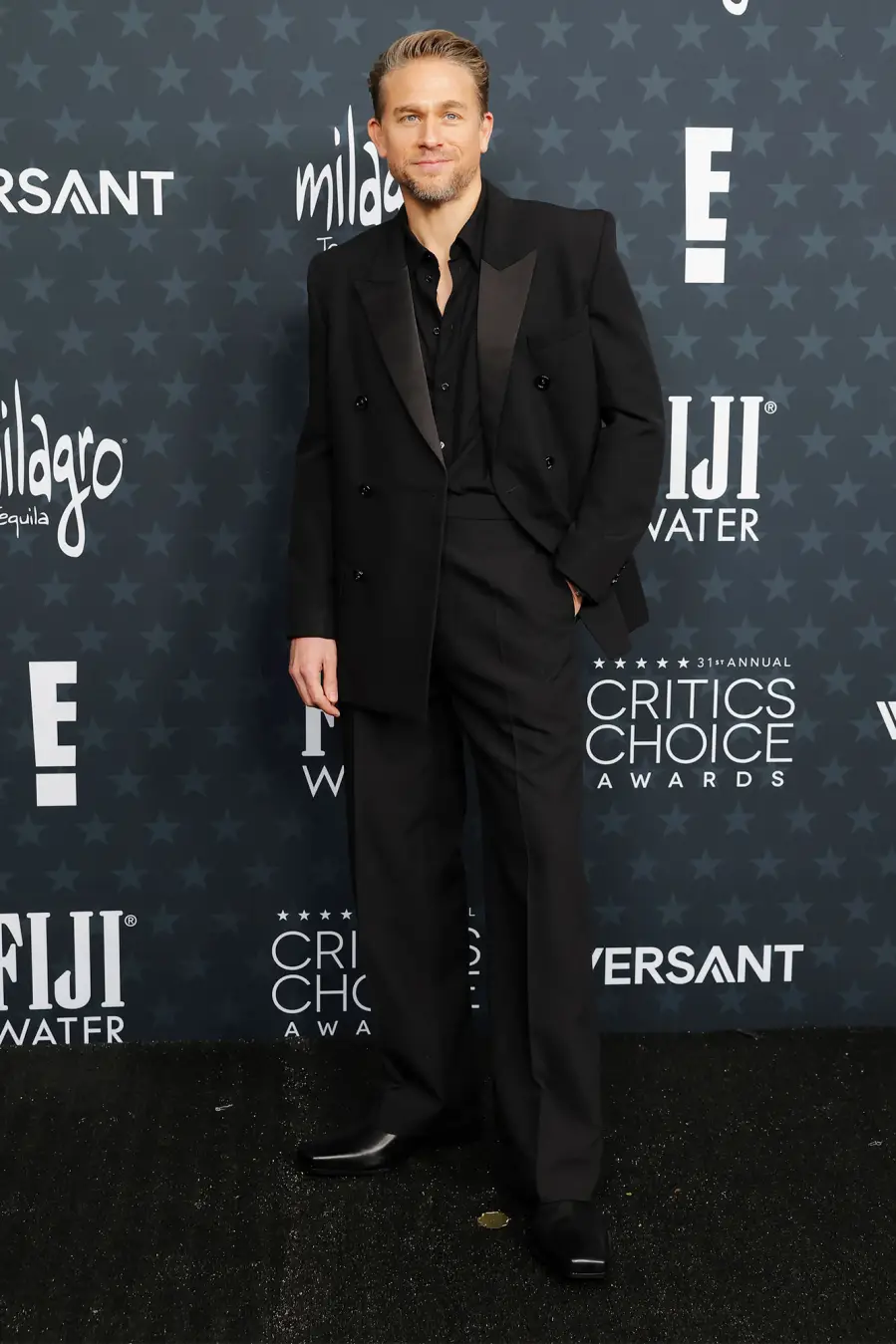 Charlie Hunnam Red Carpet Arrival 2026 Critics Choice Awards