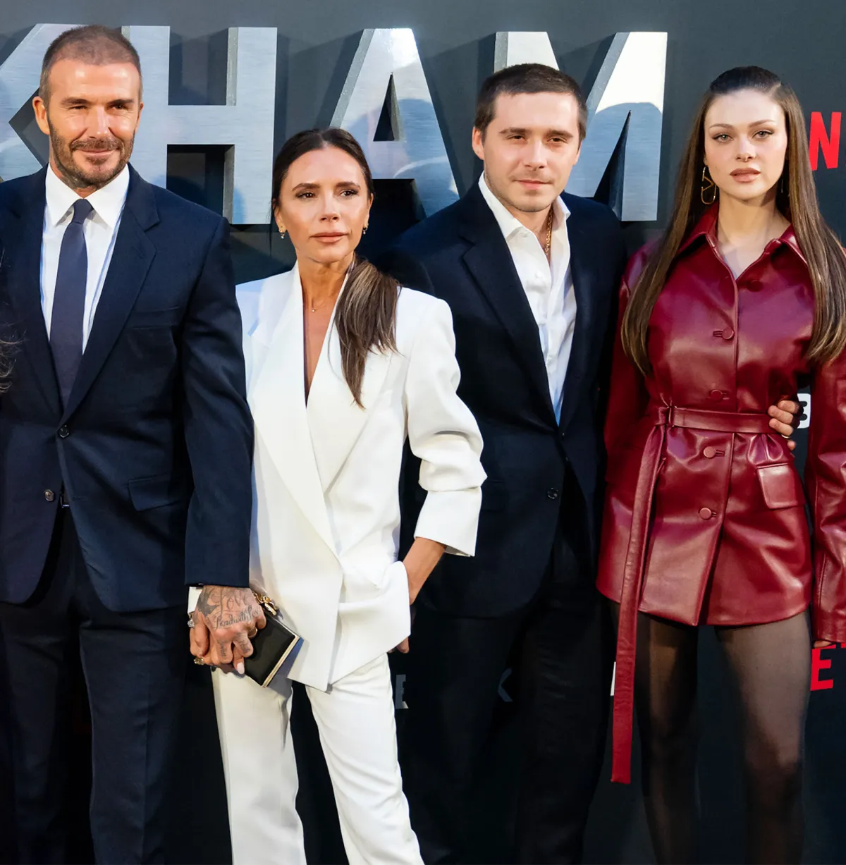 Feature 2606 Luxury Handbag Shopping Cover Story