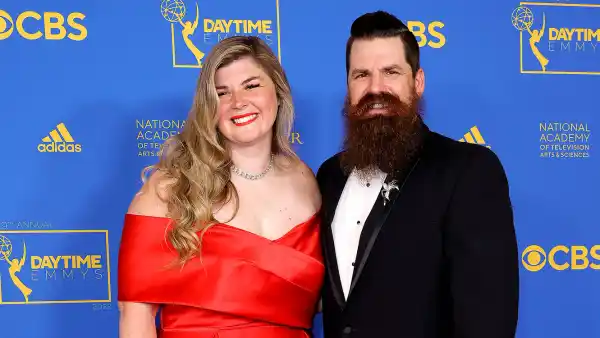 Feature Magnolia Network Candis Meredith and Andy Meredith Divorce