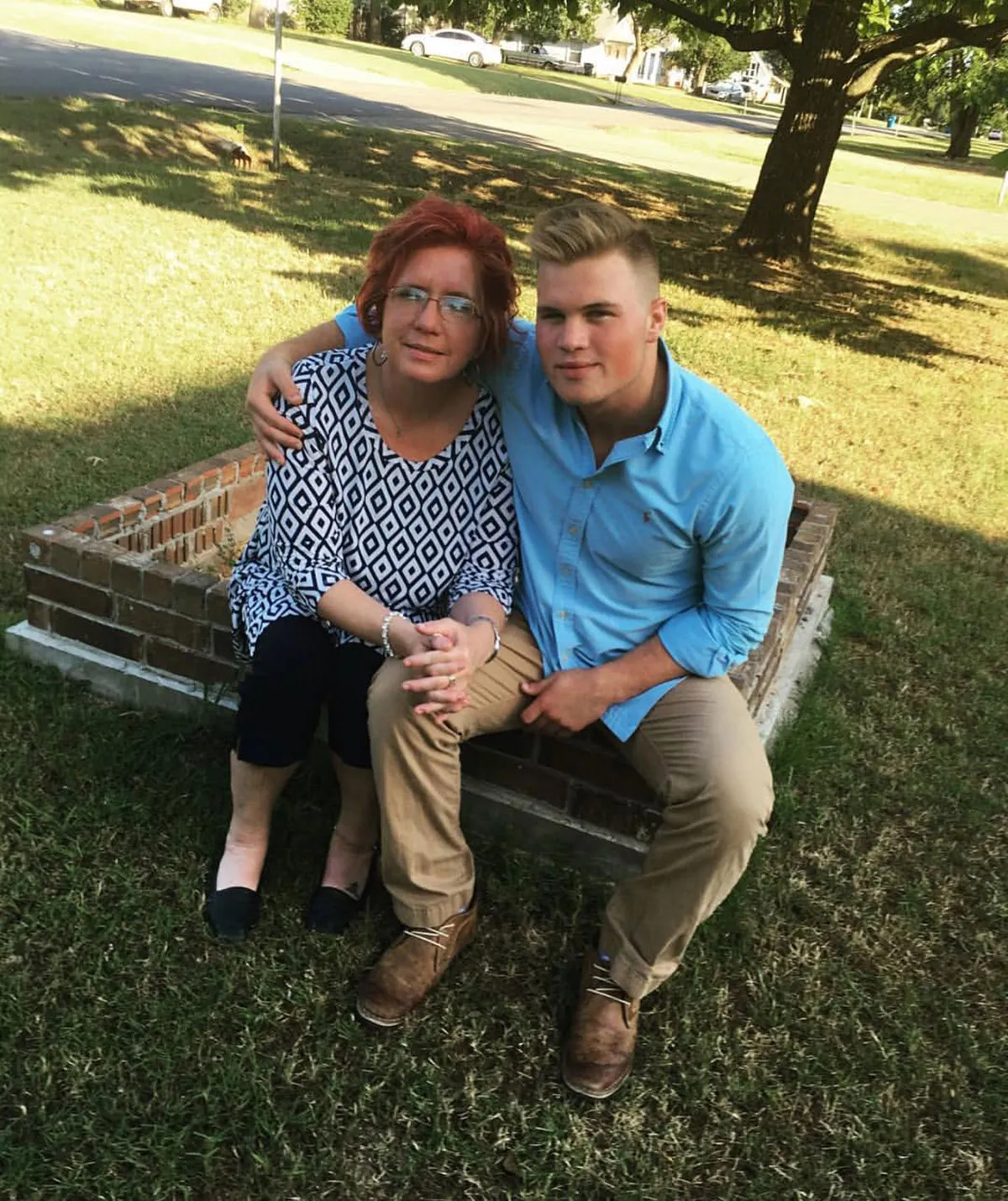 Feature Zach Bryan Sends Message to His Late Mom About His Wife Samantha