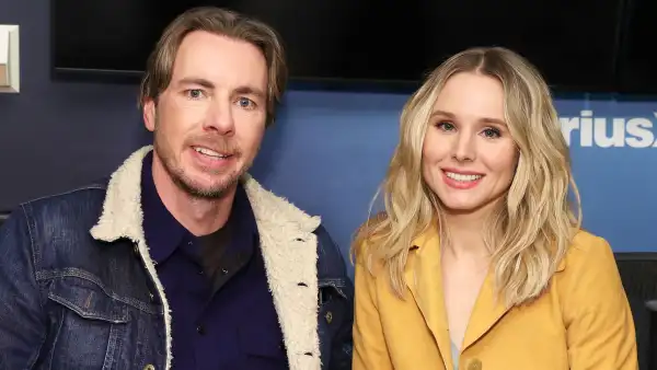 GettyImages-1127459107Kristen-Bell-and-Dax-Shepard-Cozy-Up-in-Photos-After-Anniversary-Post-Drama.jpg