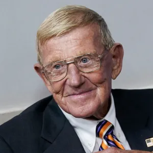 Lou Holtz 2020
