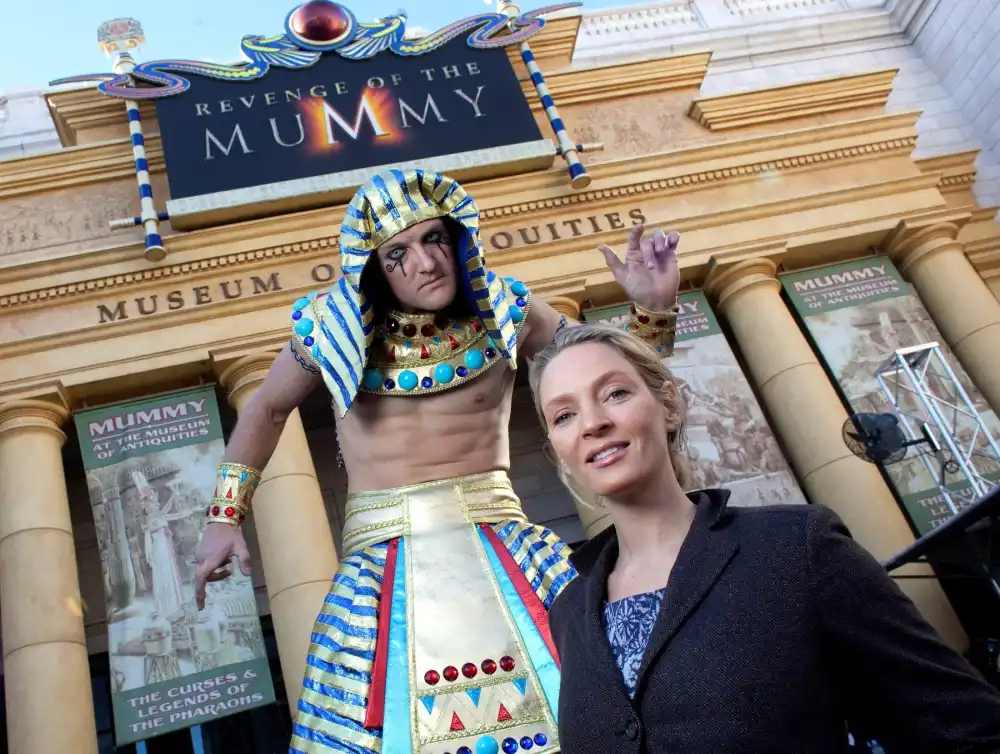 GettyImages-137239398 woman dies on revenge of the mummy uma thurman