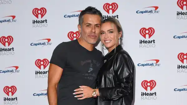 Edwin Arroyave Shares Update on Estranged Wife Teddi Mellencamp Tough Cancer Battle