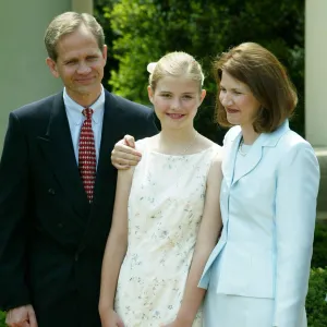 Who Are Elizabeth Smart's Parents? Meet Dad Ed Smart and Mom Lois Smart 2 Decades After Kidnapping