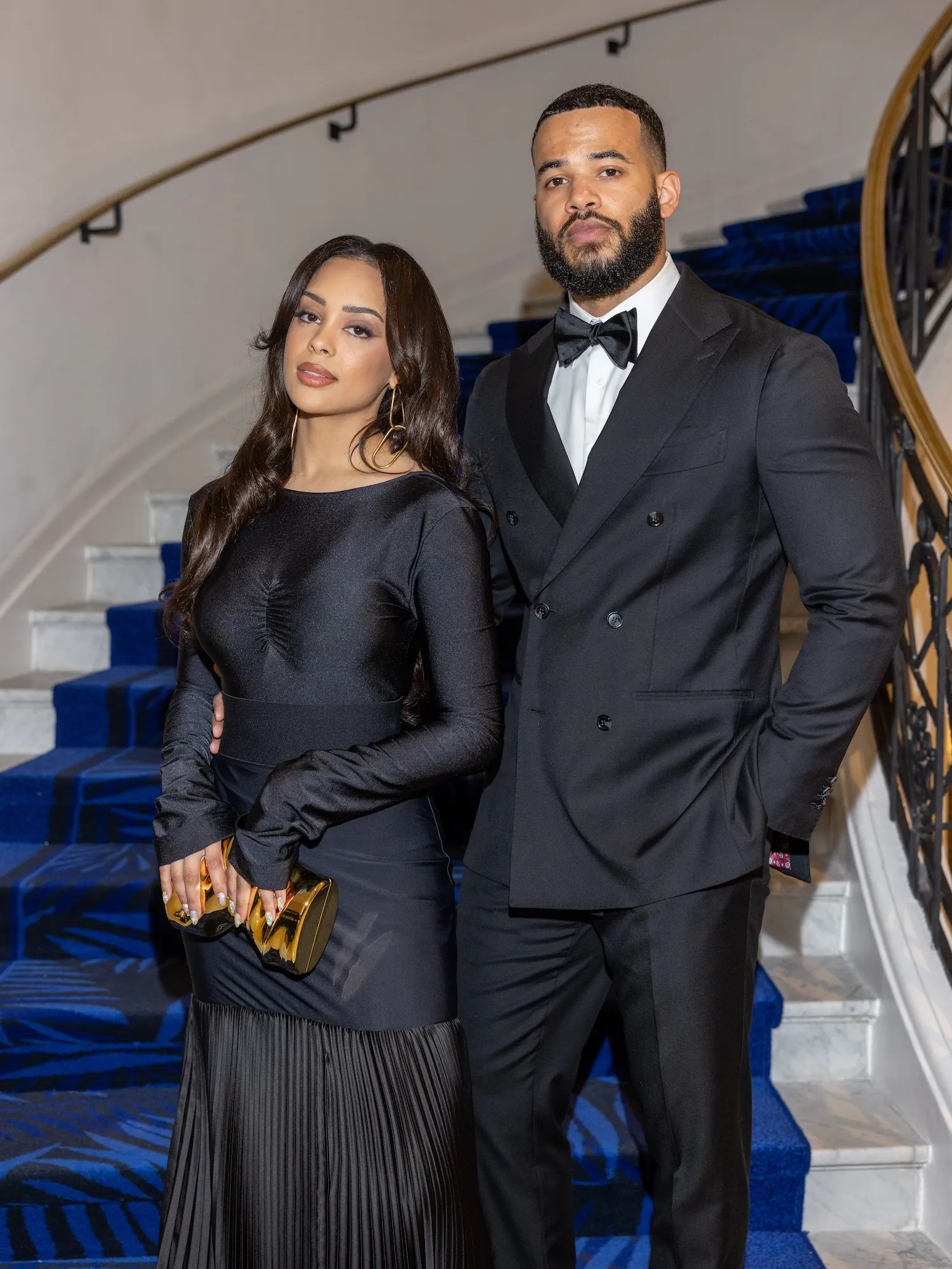 TikTok&rsquo;s Desmond Scott Kisses Mystery Woman After Kristy Scott Divorce Filing