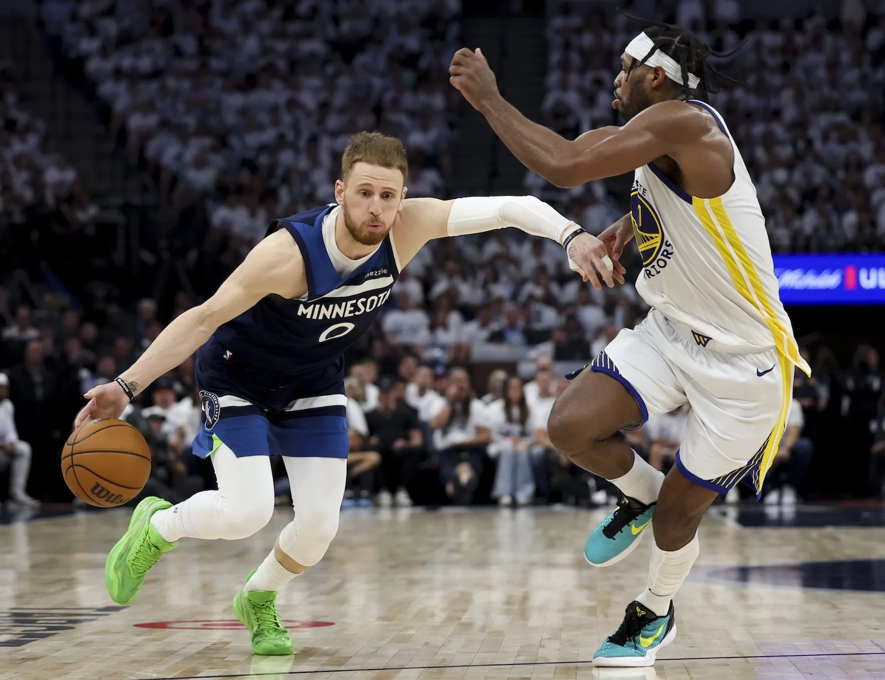 GettyImages-2214607018 Donte DiVincenzo Buddy Hield NBA Delays Timberwolves and Warriors Game After After Minneapolis Shooting