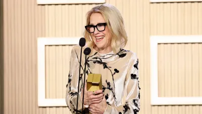 GettyImages-2234222489-catherine-ohara