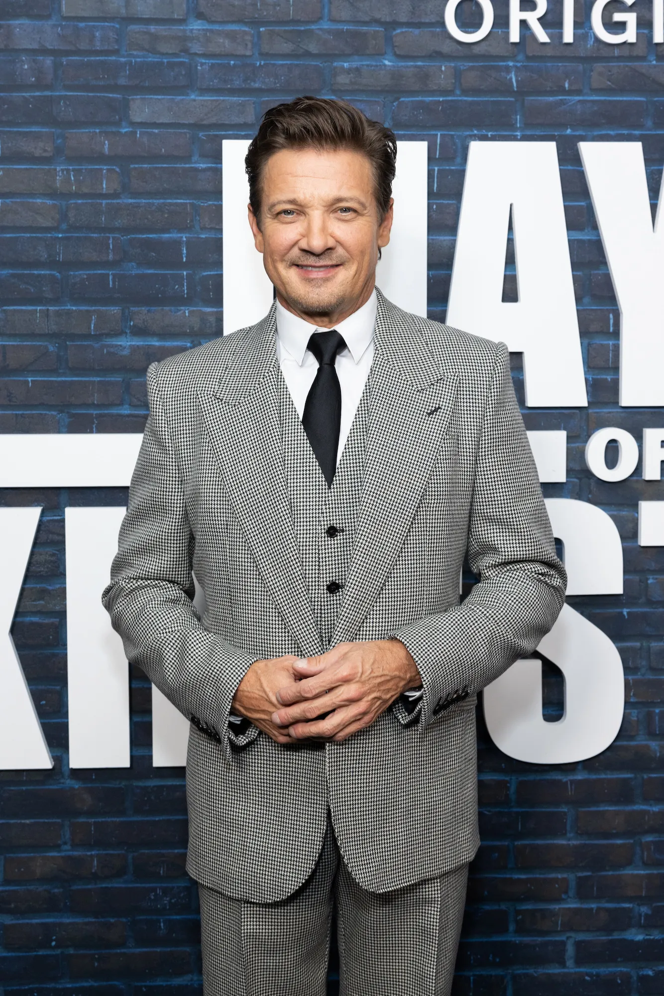 GettyImages-2242119483Jeremy-Renner-Posts-About-Snow-Plow-3-Years-After-Near-Fatal-Accident.jpg